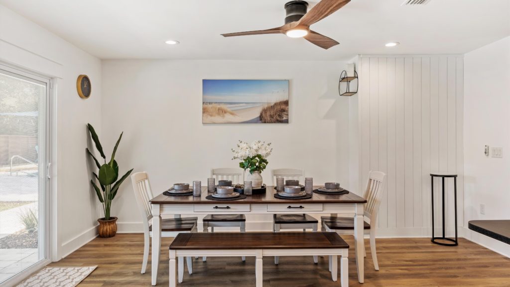 Games, meals and lively discusions