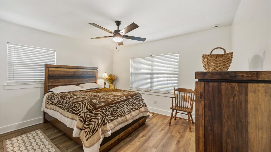 Comfortable queen sized bed